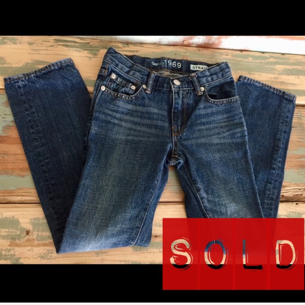 ❌SOLD❌ Gap Size 10 Straight Leg Jeans